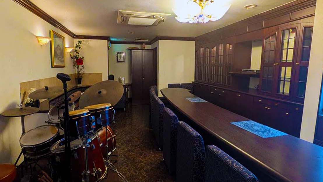 写真：純正ビル　4-C