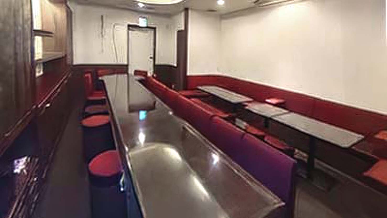 写真：QUONKビル　201